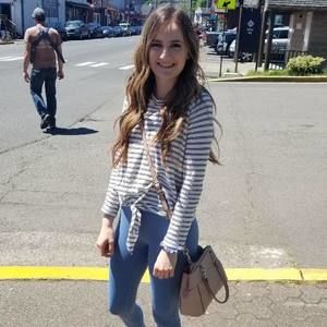 Meet your Posher, Makenzi